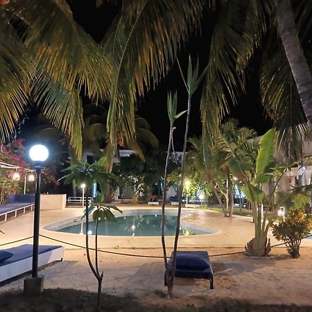 Exotica Sense Aparthotel Flic en Flac ภายนอก รูปภาพ