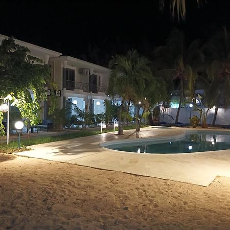 Exotica Sense Aparthotel Flic en Flac ภายนอก รูปภาพ