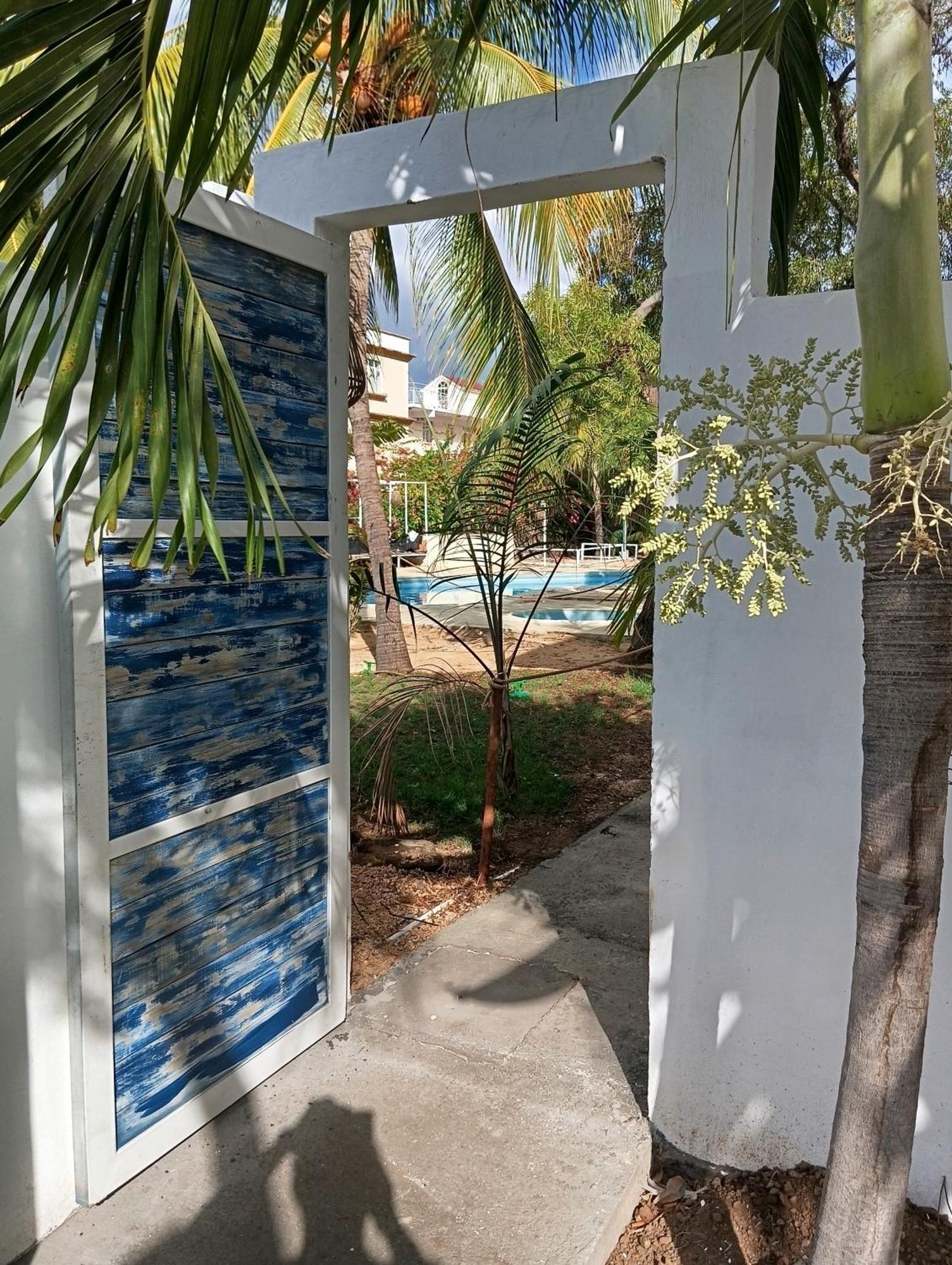 Exotica Sense Aparthotel Flic en Flac ภายนอก รูปภาพ