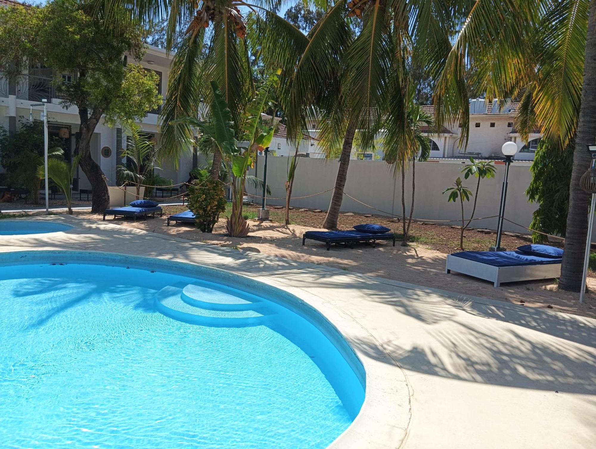 Exotica Sense Aparthotel Flic en Flac ภายนอก รูปภาพ